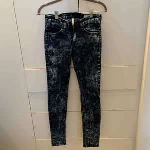 rag & bone acid wash skinny jeans, size 26